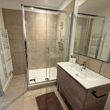 Saint T2 Apartment Lancie